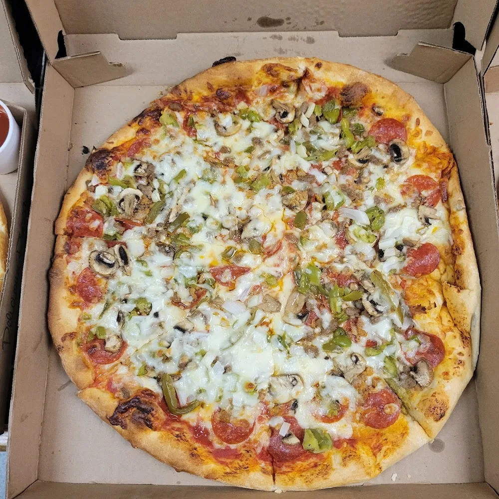Deluxe Pizza